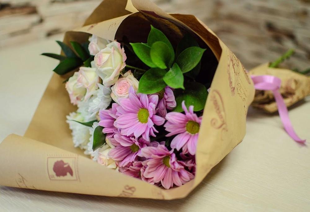 Букет цветов из: Розы и Хризантемы в Немчиновке