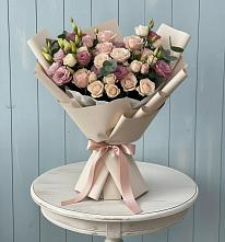 Букет цветов из:  Розы и Лизиантусы в Немчиновке