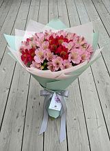 Букет цветов из:  Альстромерии в Немчиновке