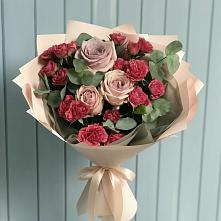 Букет цветов из:  Гвоздики и Розы в Немчиновке