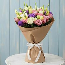 Букет цветов из:  Лизиантусы в Немчиновке